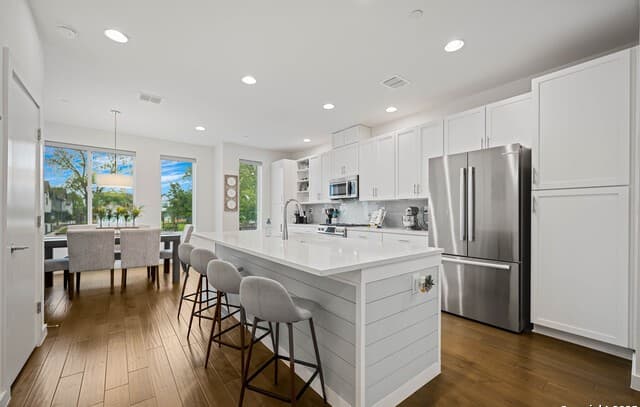 3-bedroom rental at 102 Tendick Unit # 902 in San Antonio, TX — photo 2