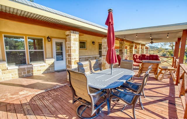 2-bedroom rental at 255 Thunder Creek in Utopia, TX — photo 5