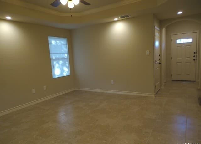 rental at 6650 Mia Way in San Antonio, TX — photo 4