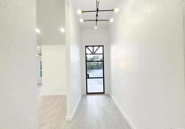 4-bedroom rental at 107 S Lon Price in Blanco, TX — photo 3