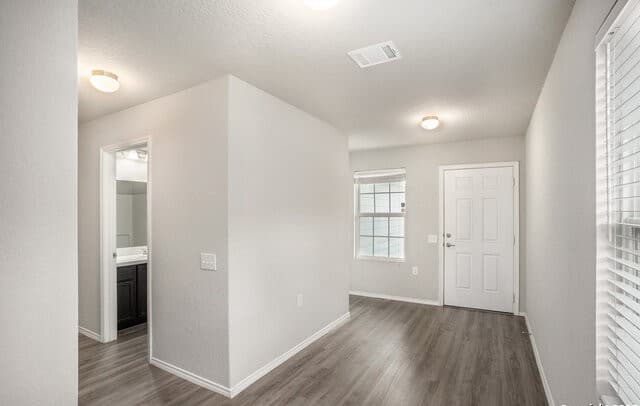 4-bedroom rental at 11635 Boyd Bay in San Antonio, TX — photo 5