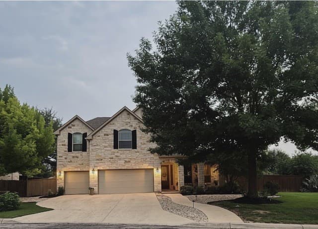 4-bedroom rental at 9706 Rosemire Way in San Antonio, TX — photo 1