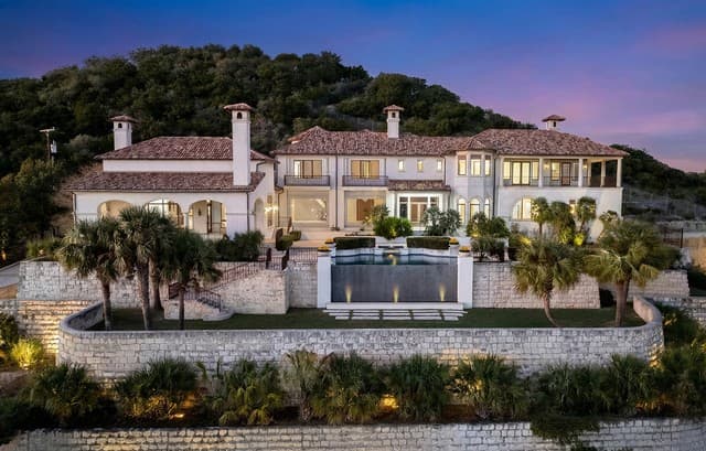 5-bedroom rental at 59 Majestic Way in San Antonio, TX — photo 4