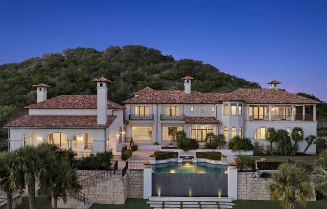 5-bedroom rental at 59 Majestic Way in San Antonio, TX — photo 5