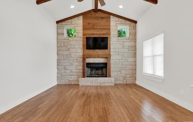 4-bedroom rental at 315 Canton Chase in Cibolo, TX — photo 5