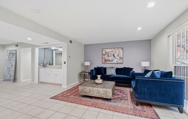 3-bedroom rental at 7500 Callaghan Unit APT 337 in San Antonio, TX — photo 2