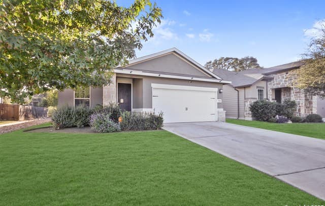 3-bedroom rental at 11626 Tribute Oaks in San Antonio, TX — photo 4