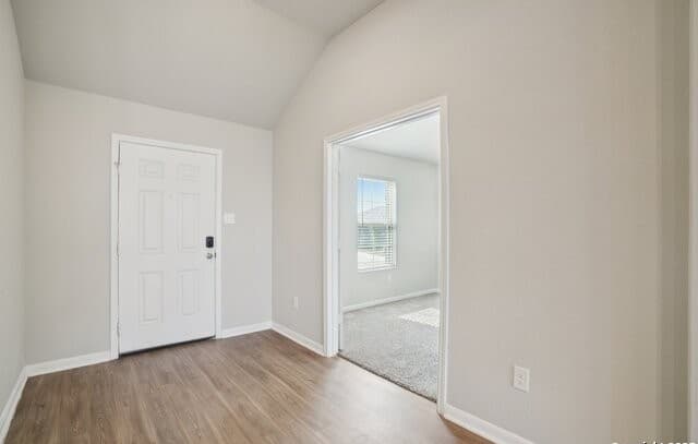 3-bedroom rental at 7019 Vista Loop in San Antonio, TX — photo 5