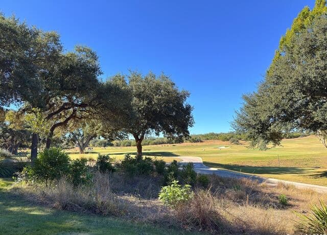 rental at 807 Cordillera Trace in Boerne, TX — photo 2