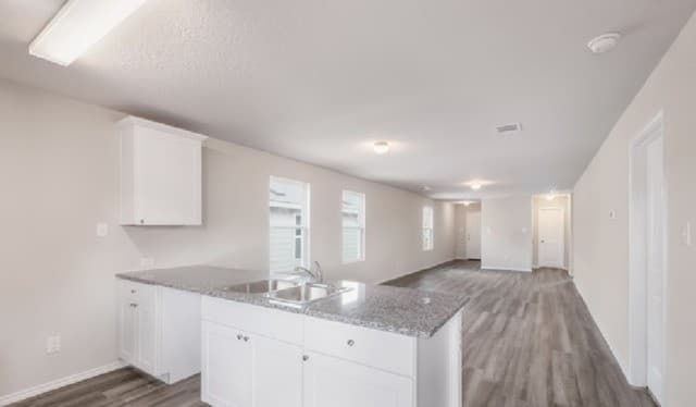 3-bedroom rental at 7114 Magnolia Creek Unit 201 in San Antonio, TX — photo 5