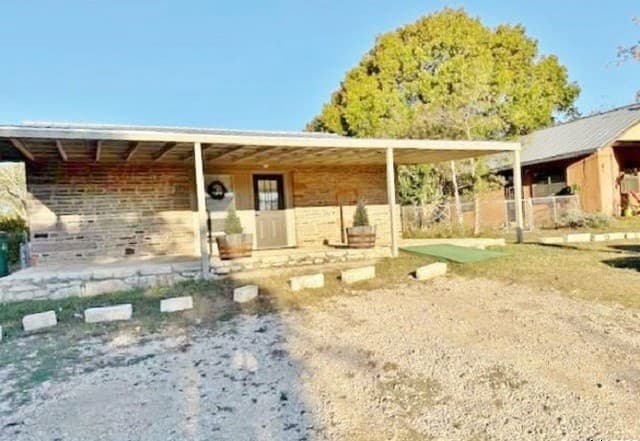 1-bedroom rental at 11 Main St in Blanco, TX — photo 2