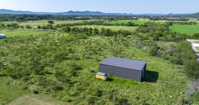 rental at 299 River View Drive in Utopia, TX — photo 4