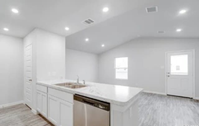 4-bedroom rental at 701 Cadena Loop in Kenedy, TX — photo 5