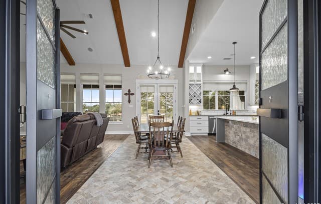 3-bedroom rental at 209 River Ridge in Boerne, TX — photo 3