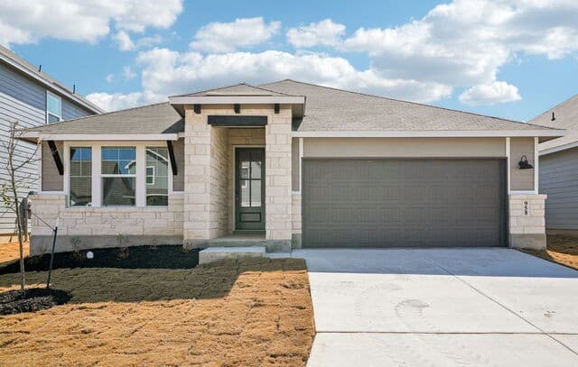 4-bedroom rental at 958 Earp in San Antonio, TX — photo 1