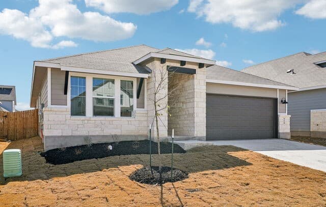 4-bedroom rental at 958 Earp in San Antonio, TX — photo 3