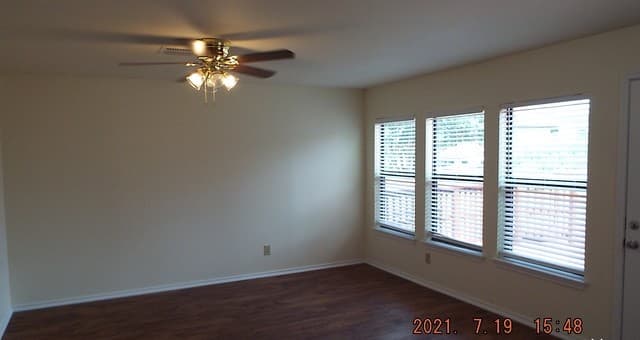 3-bedroom rental at 6311 Encanto Point in San Antonio, TX — photo 4