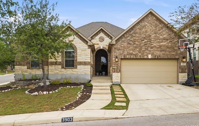 4-bedroom rental at 3903 Firebush in San Antonio, TX — photo 1