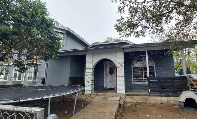 rental at 119 Bank in San Antonio, TX — photo 4