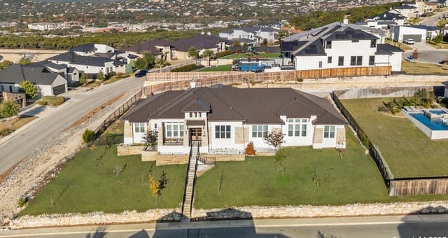 4-bedroom rental at 20214 Bella Sky in San Antonio, TX — photo 1