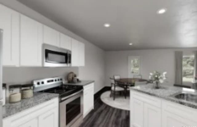 4-bedroom rental at 705 Mariposa Lane in Kenedy, TX — photo 4