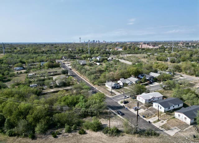 rental at 506 H in San Antonio, TX — photo 4