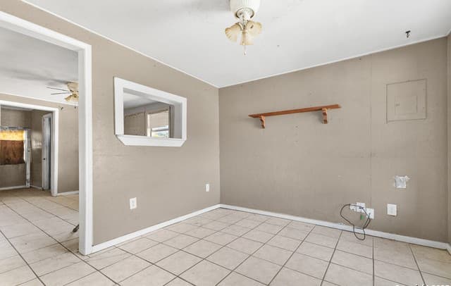 2-bedroom rental at 508 E Edmonds Ave in San Antonio, TX — photo 5