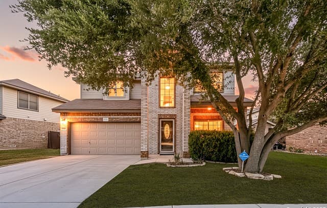 4-bedroom rental at 3734 Grissom Oaks in San Antonio, TX — photo 1
