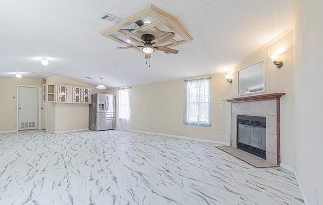3-bedroom rental at 8547 Catnip Pass in Elmendorf, TX — photo 5