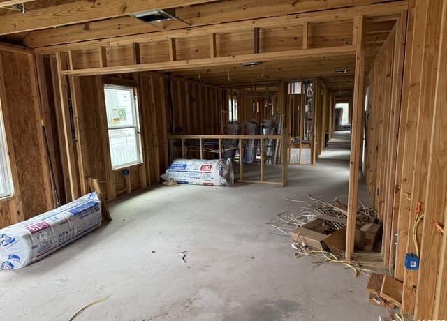 3-bedroom rental at 216 Milvid in San Antonio, TX — photo 3