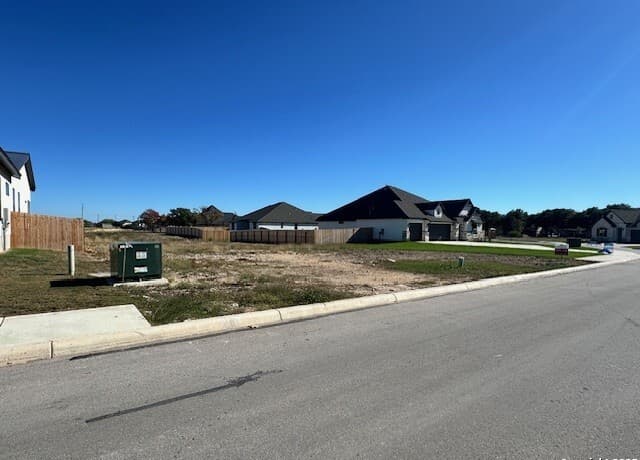 rental at 266 Janice Avenue in Castroville, TX — photo 3