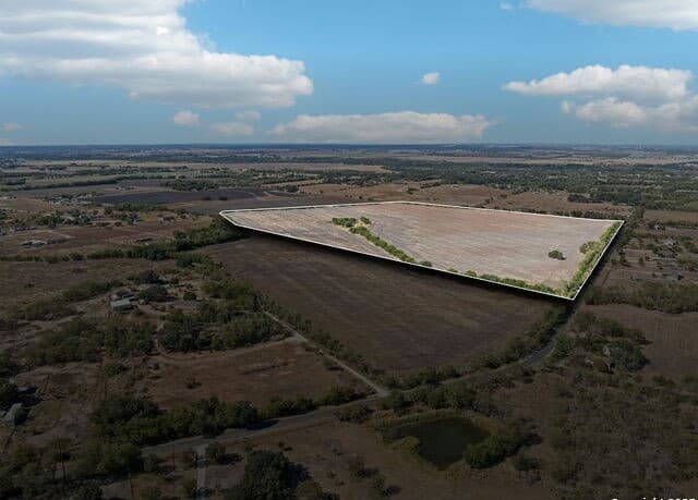 rental at 11735 Obrien in Atascosa, TX — photo 2