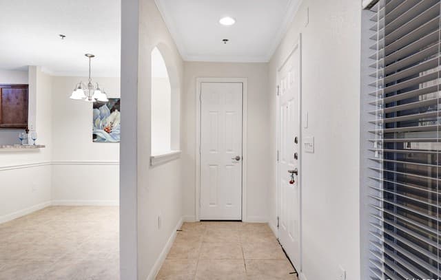 3-bedroom rental at 7323 Snowden Rd Unit 3108 in San Antonio, TX — photo 5
