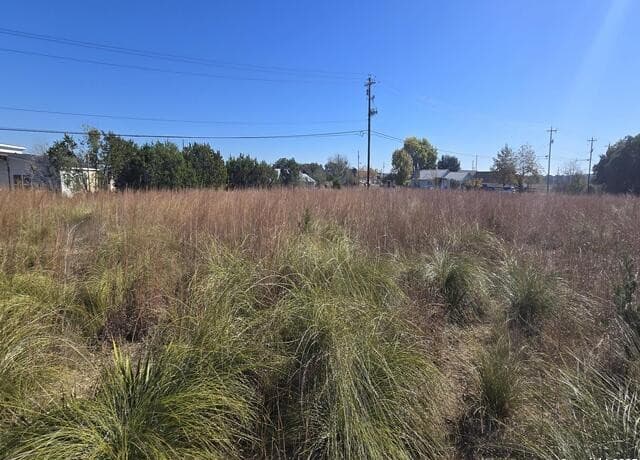 rental at 21N Whartons Dock Rd in Bandera, TX — photo 2