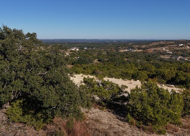 rental at 466 Majestic Oak in Blanco, TX — photo 2