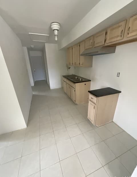 2-bedroom rental at 1216 Gardina Unit 1218 in San Antonio, TX — photo 2