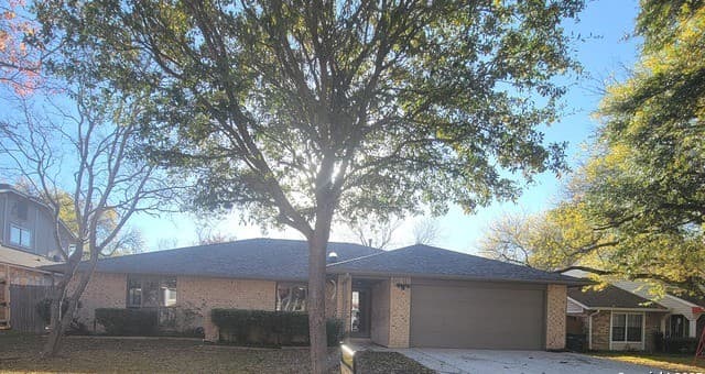 4-bedroom rental at 3330 Butterleigh in San Antonio, TX — photo 1