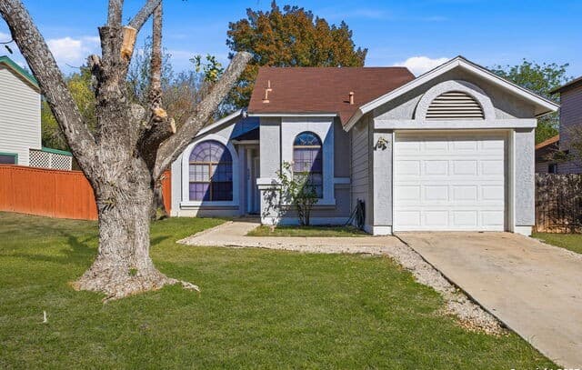 2-bedroom rental at 6304 Village Arbor in San Antonio, TX — photo 1