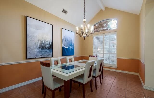 5-bedroom rental at 702 Bluff Breeze in San Antonio, TX — photo 3