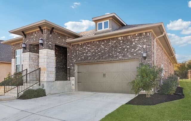 3-bedroom rental at 22907 Grande Vista in San Antonio, TX — photo 2