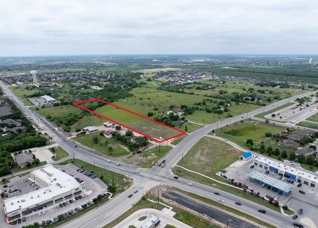 rental at 5+/- AC Green Valley Rd in Cibolo, TX — photo 1