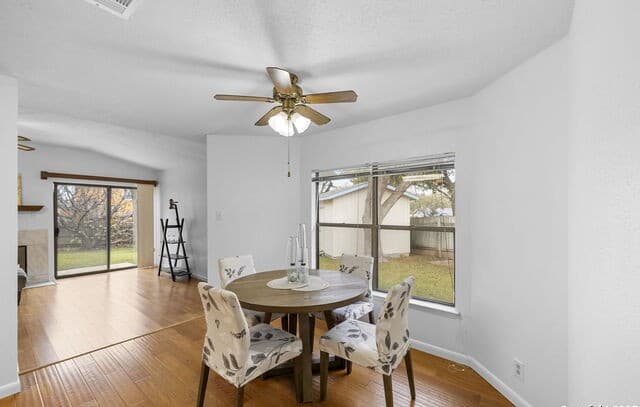 3-bedroom rental at 3807 Pine Breeze in San Antonio, TX — photo 1