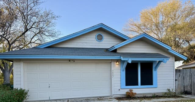 3-bedroom rental at 3807 Pine Breeze in San Antonio, TX — photo 5