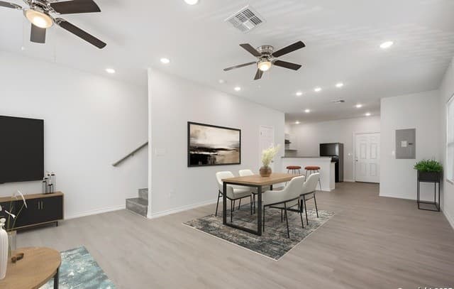 3-bedroom rental at 8719 Wurzbach Unit 202 in San Antonio, TX — photo 2