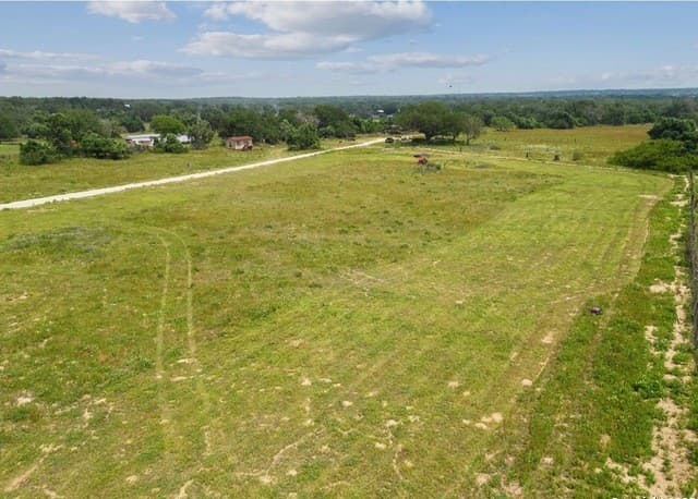 rental at 1585 Mogford Rd in San Antonio, TX — photo 1