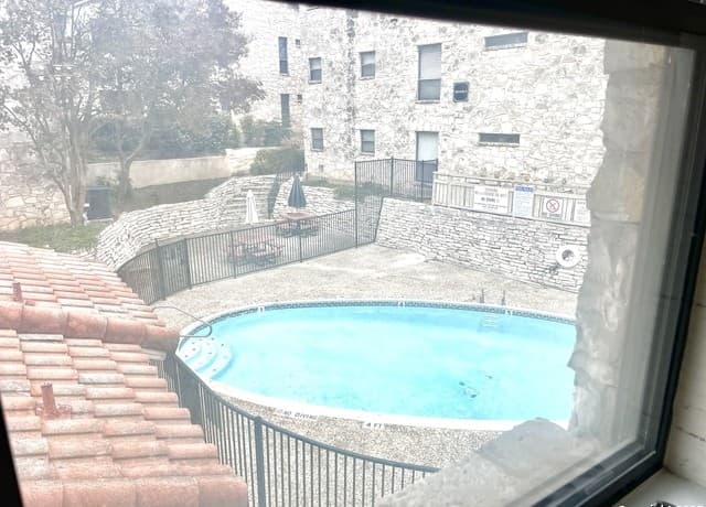 3-bedroom rental at 7738 Chambers Rd. Unit 403 in San Antonio, TX — photo 2