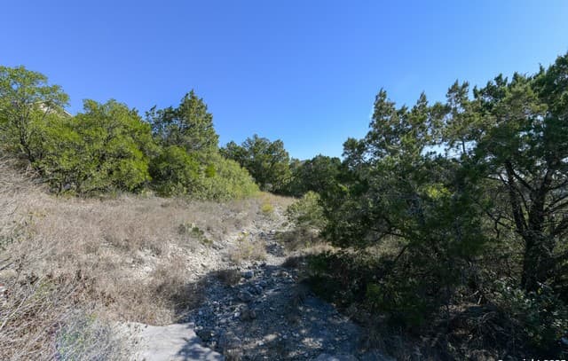 rental at 11304 Condor Pass in Helotes, TX — photo 5
