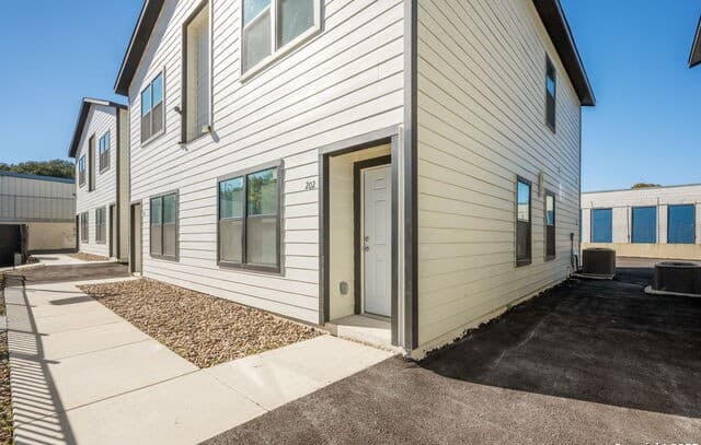 3-bedroom rental at 8719 Wurzbach Unit 302 in San Antonio TX