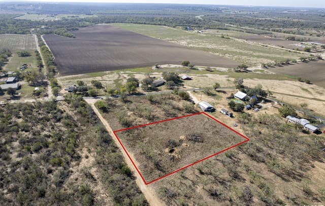 rental at 19672 Ballard Rd. in Elmendorf, TX — photo 1