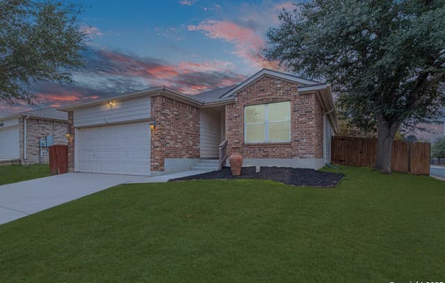 3-bedroom rental at 5200 Columbia in Cibolo, TX — photo 3